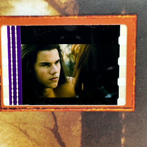 Twilight New Moon 3 Disc DVD Set with Jacob Film Cell # 2792 / 3500 - Picture 4 of 12